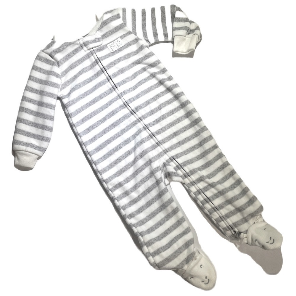 Carter’s Sleeper Baby White Gray